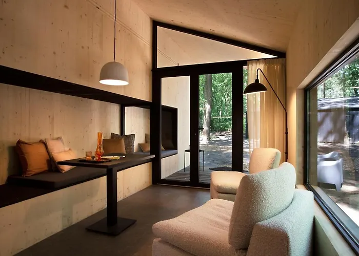 Buitenplaats Petersburg * ארנהיים