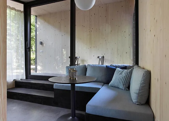 Buitenplaats Petersburg ארנהיים