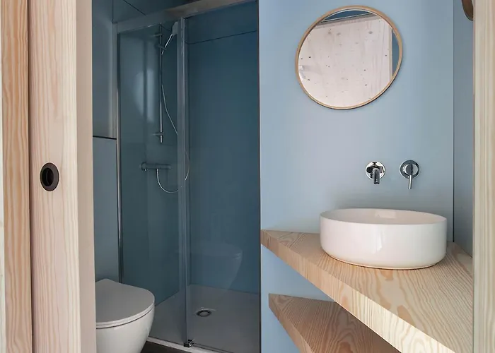 Buitenplaats Petersburg אכסניה *