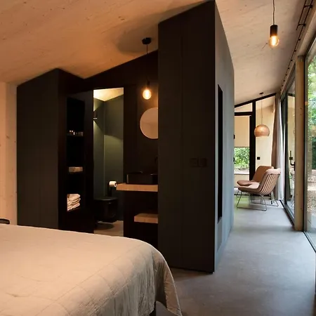 Buitenplaats Petersburg 山林小屋 阿纳姆