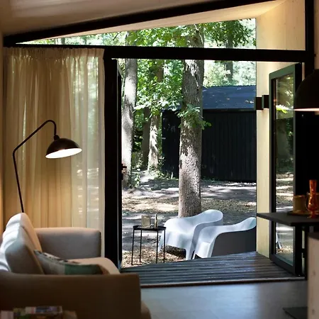 Buitenplaats Petersburg 山林小屋