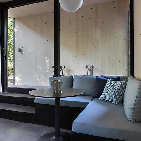 Buitenplaats Petersburg 아른헴